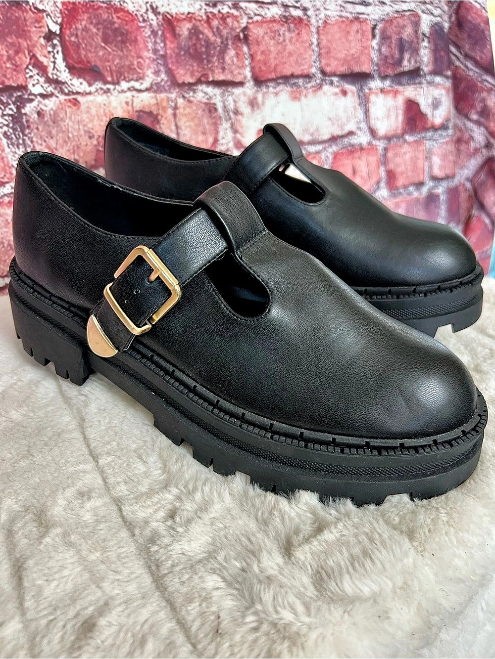 Steve Madden Kamlee Black T-Strap Mary Jane Lug Platform Shoes Size 11